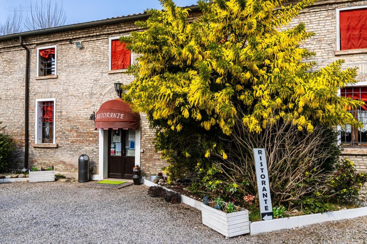 La Locanda Degli Artisti Medelana Exterior foto